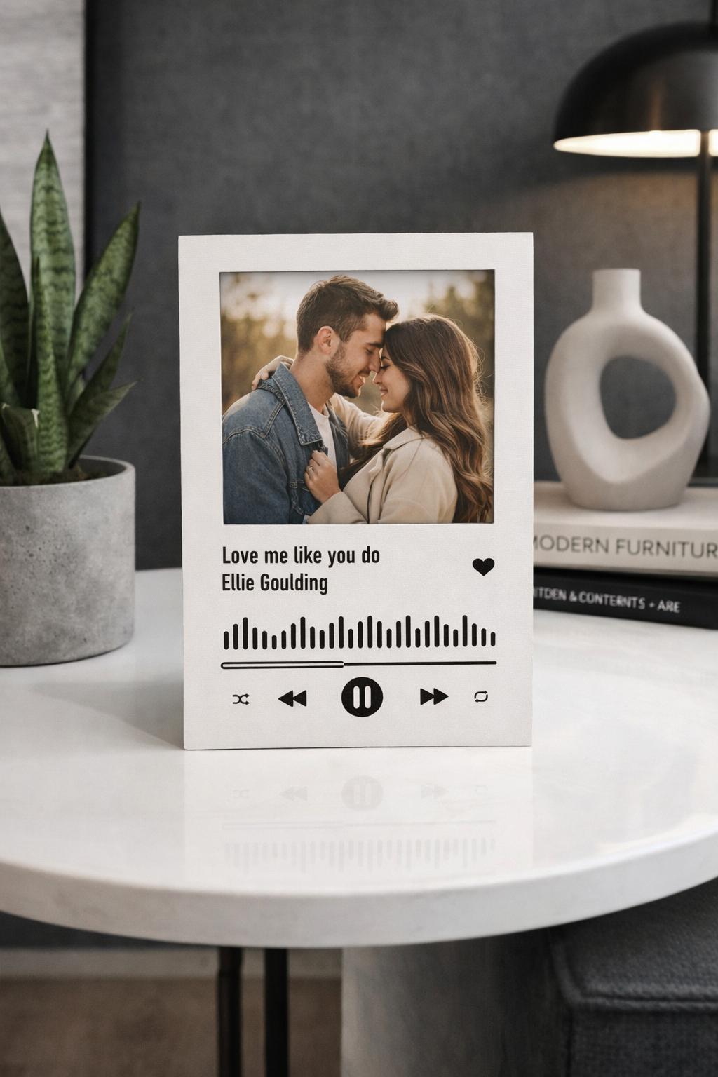 Ramă foto muzicală personalizată
