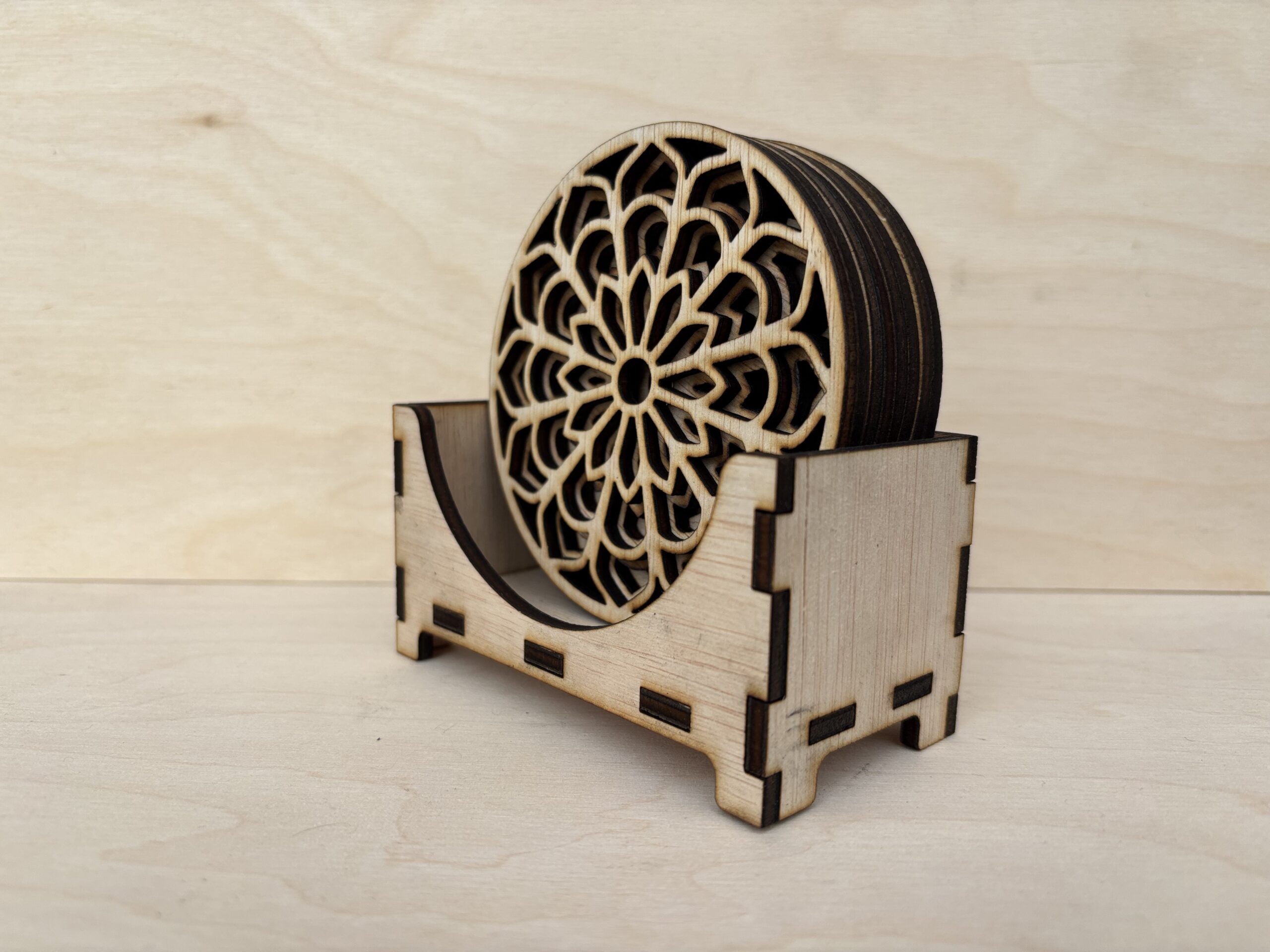Set de suporturi pentru pahare cu model mandala